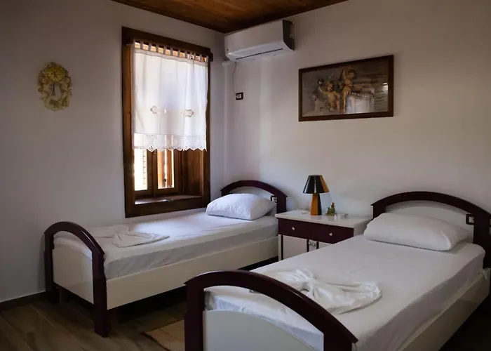 Hébergement de vacances “sarah House” *